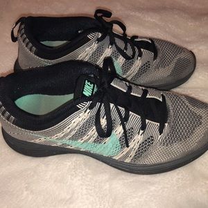 Nike Flyknit Lunar 1